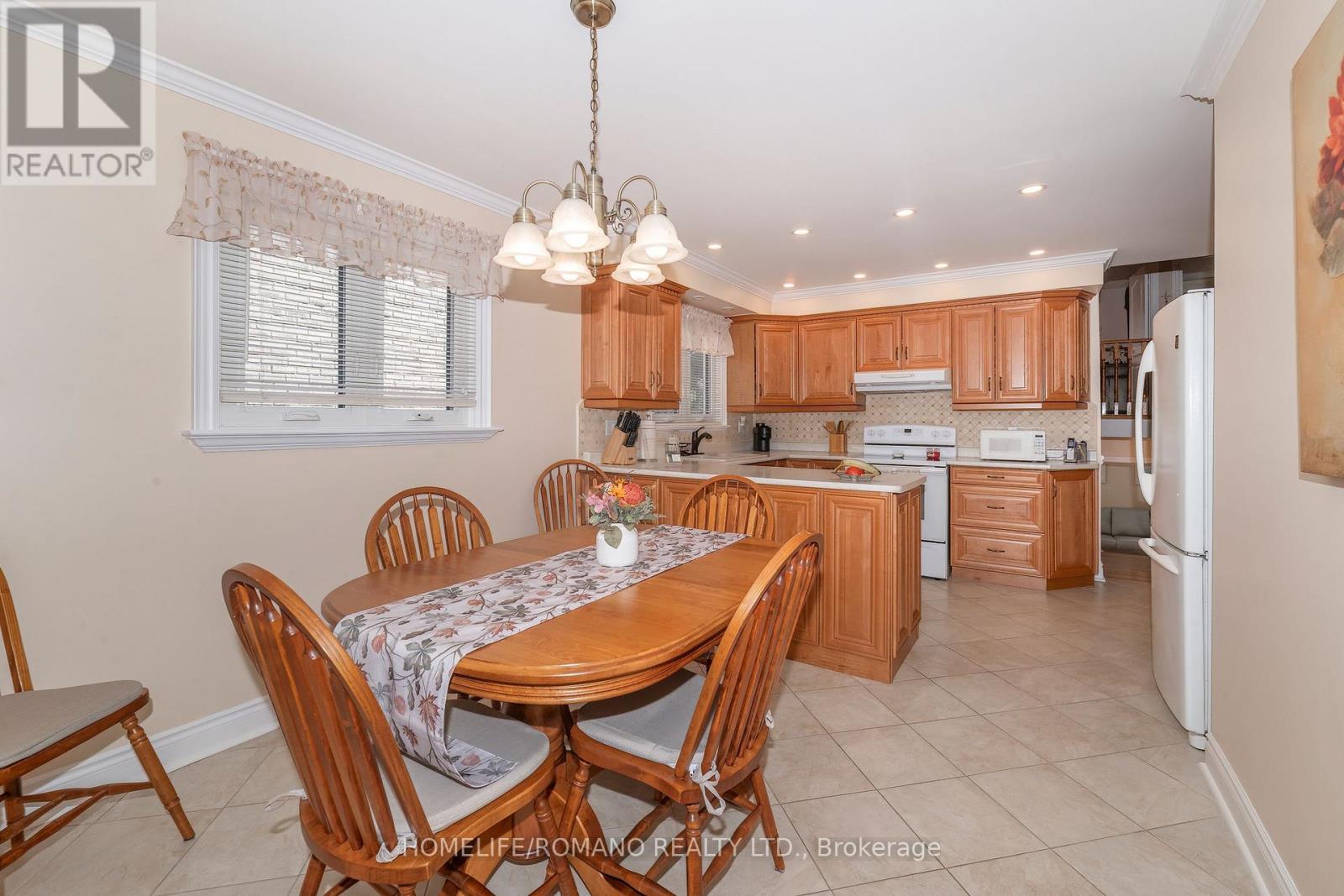 915 Lovingston Crescent Property Photo 14