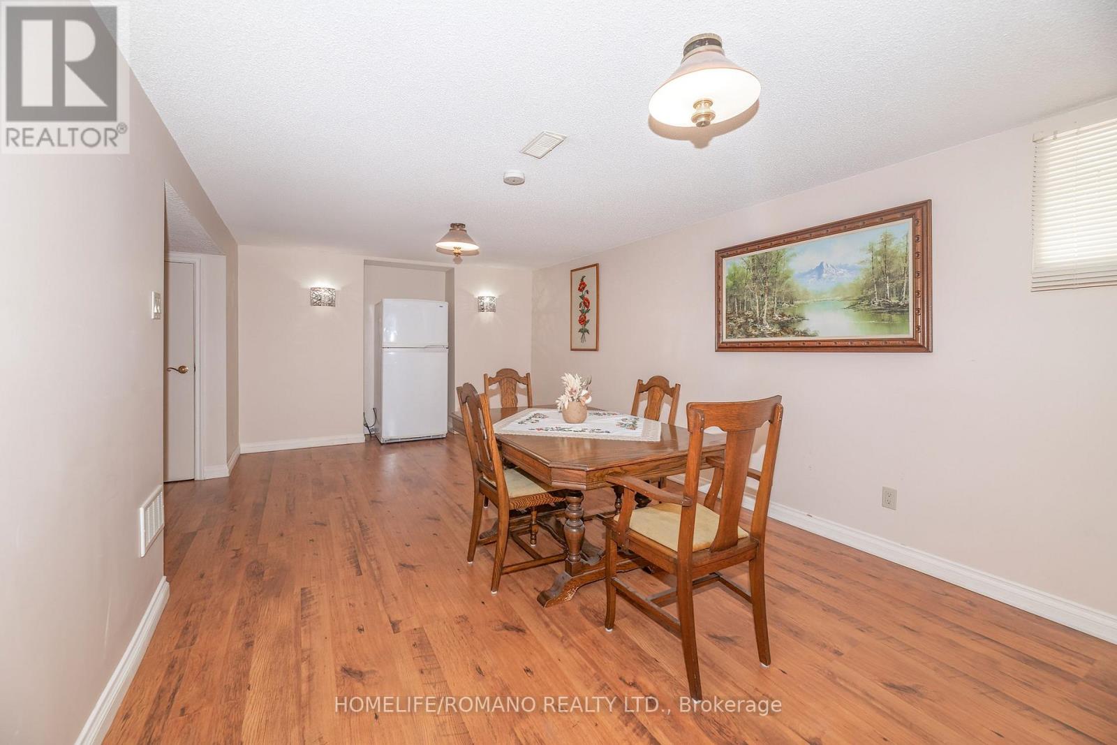 915 Lovingston Crescent Property Photo 24