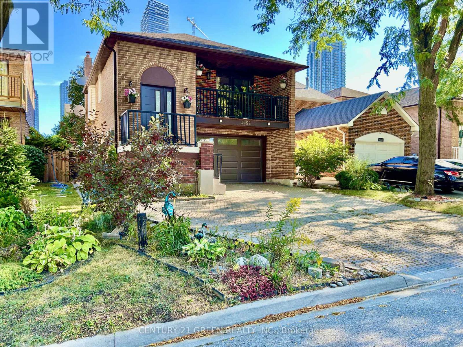 4252 Tea Garden Circle Property Photo 1