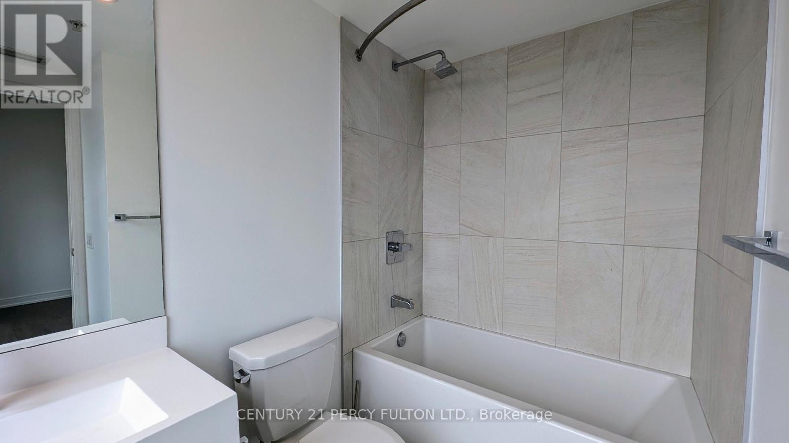 1908 - 30 Samuel Wood Way Property Photo 6