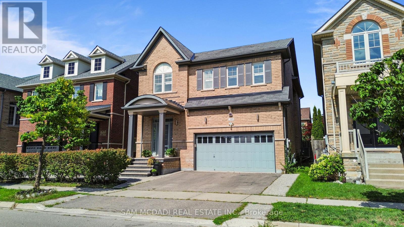 195 Holmes Crescent Property Photo 1