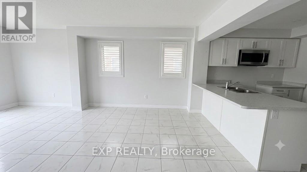 215 Remembrance Road Property Photo 7