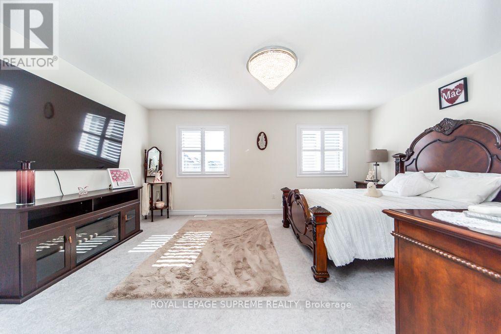 103 Benadir Avenue Property Photo 32