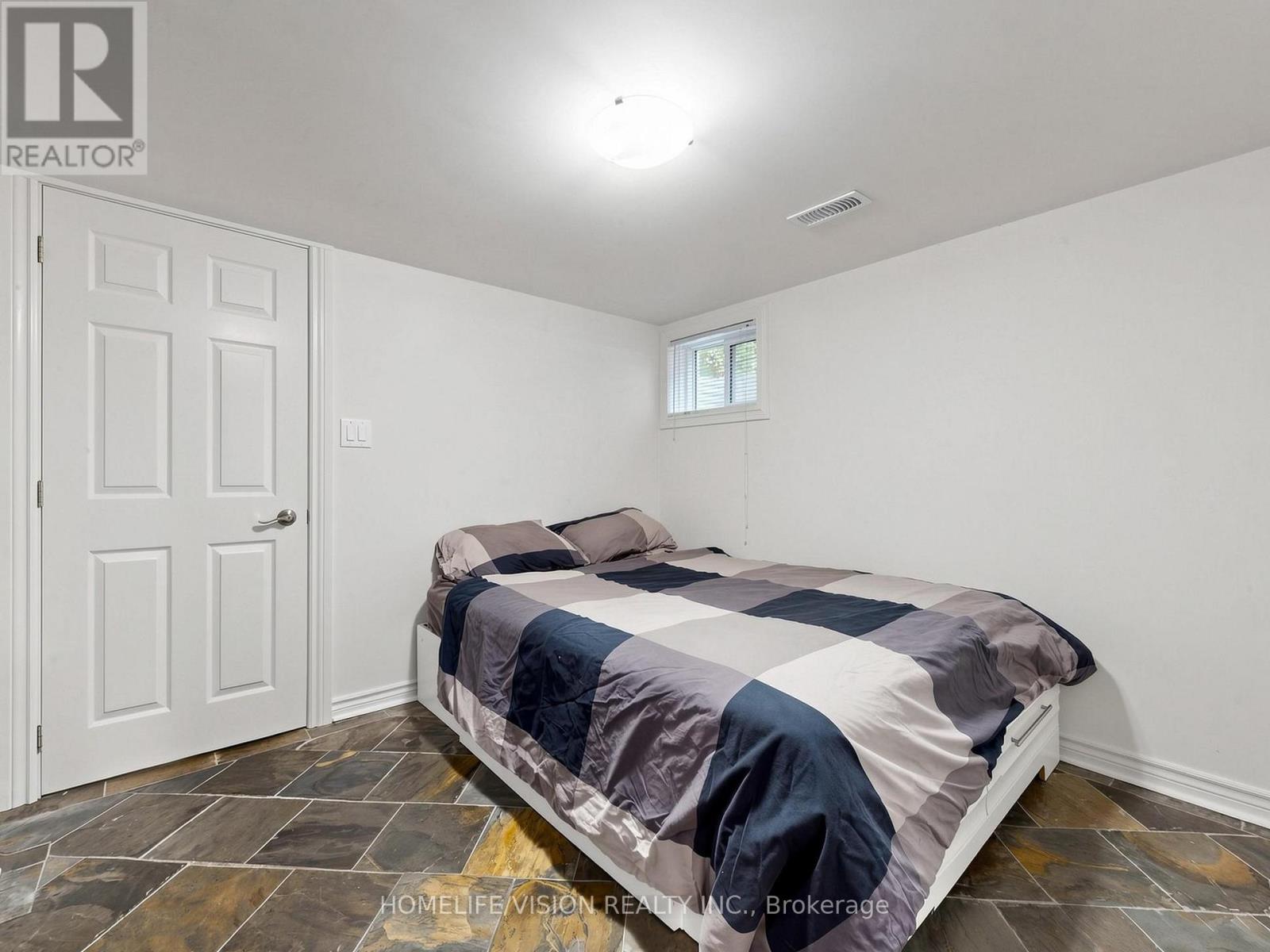 9 Lyndfield Crescent Property Photo 40