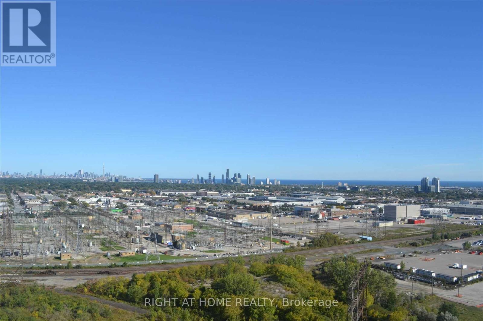 2009 - 20 Thomas Riley Road Property Photo 11
