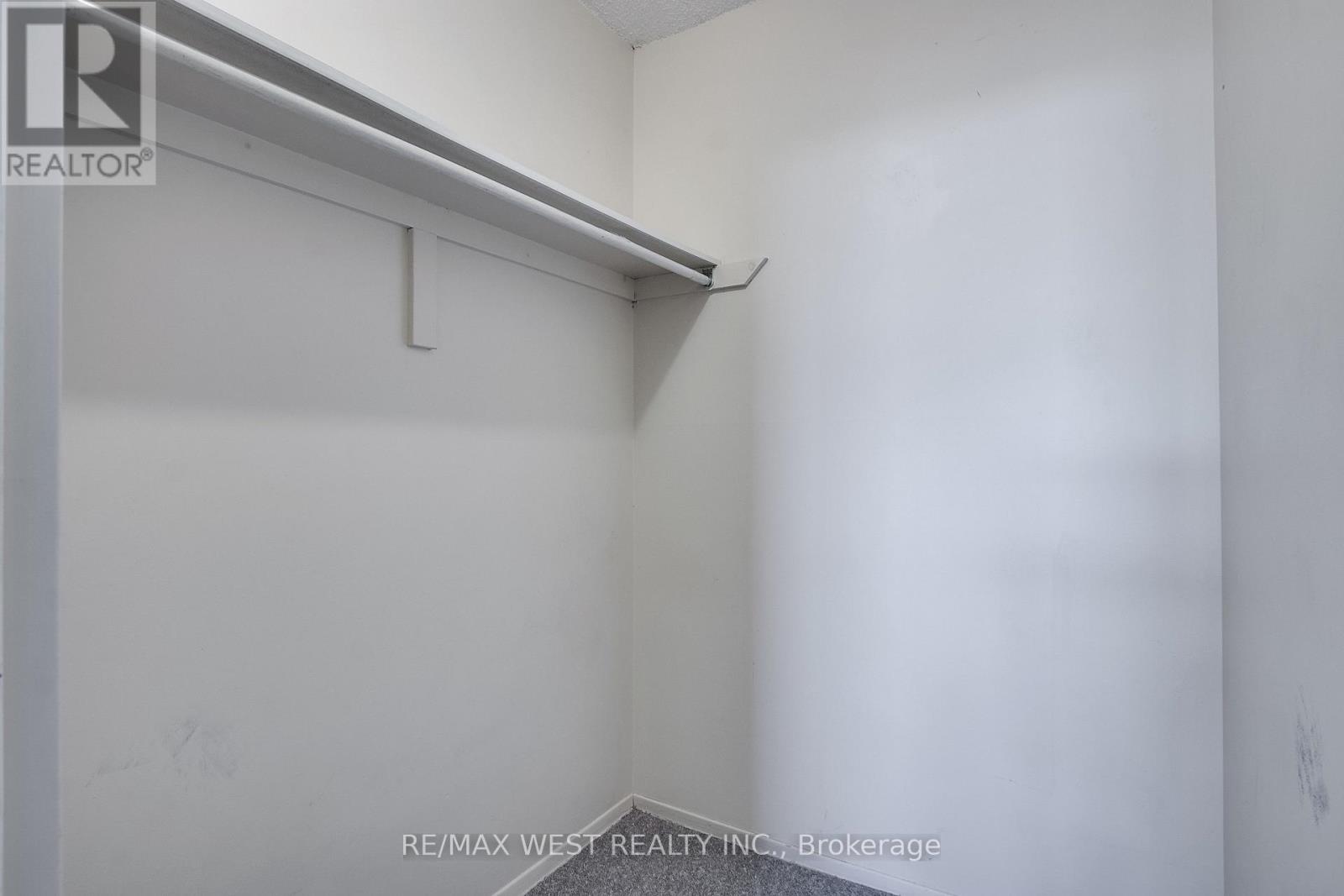 2107 - 234 Albion Road Property Photo 4