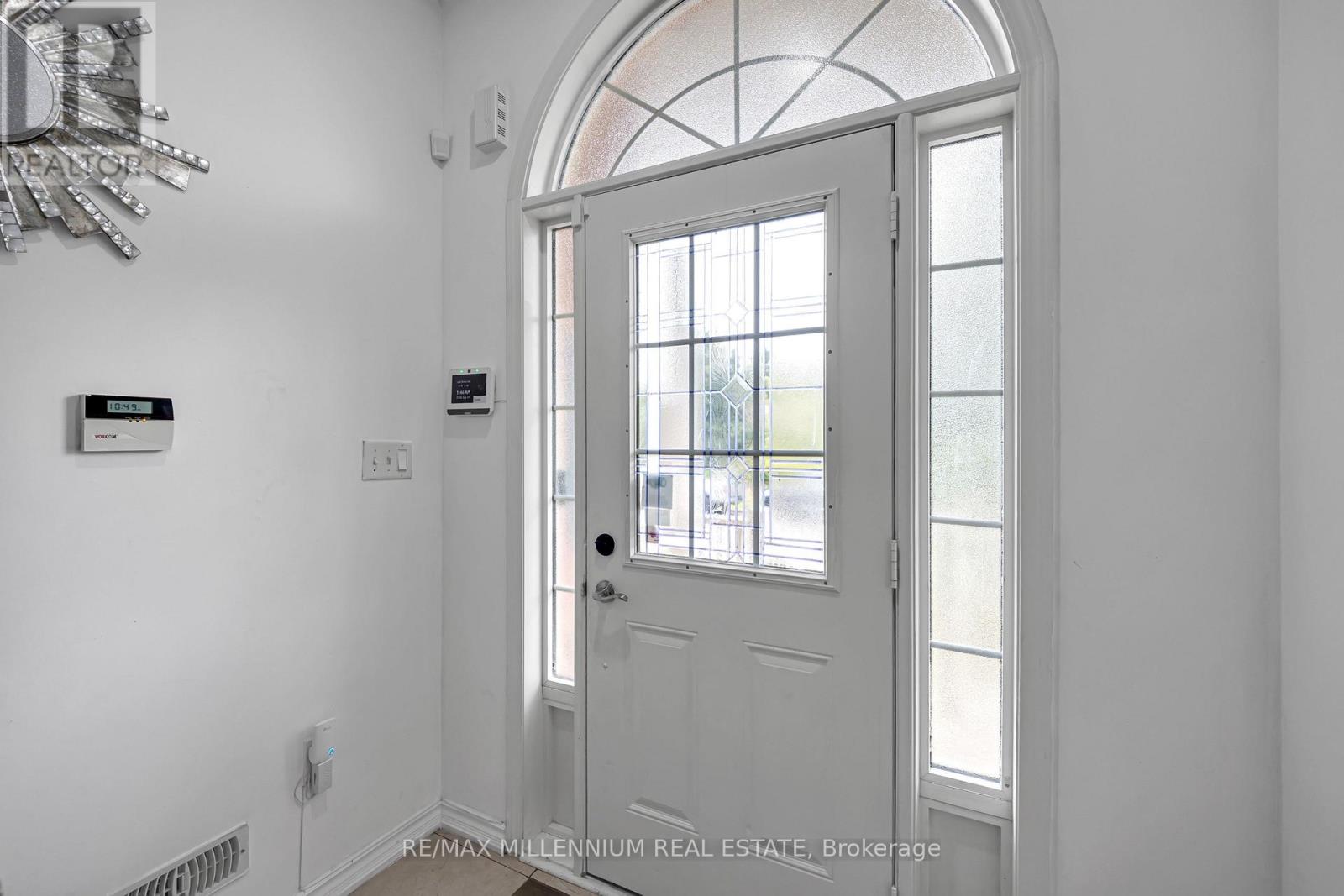 39 Decker Hollow Circle Property Photo 3