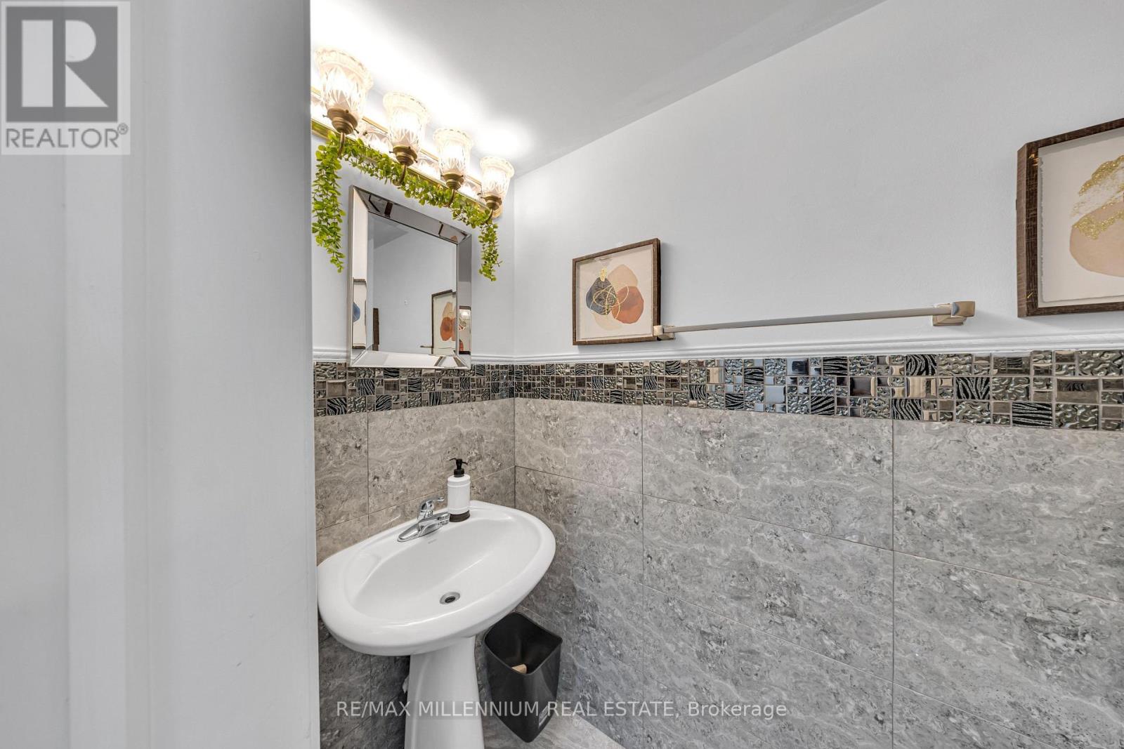 39 Decker Hollow Circle Property Photo 7