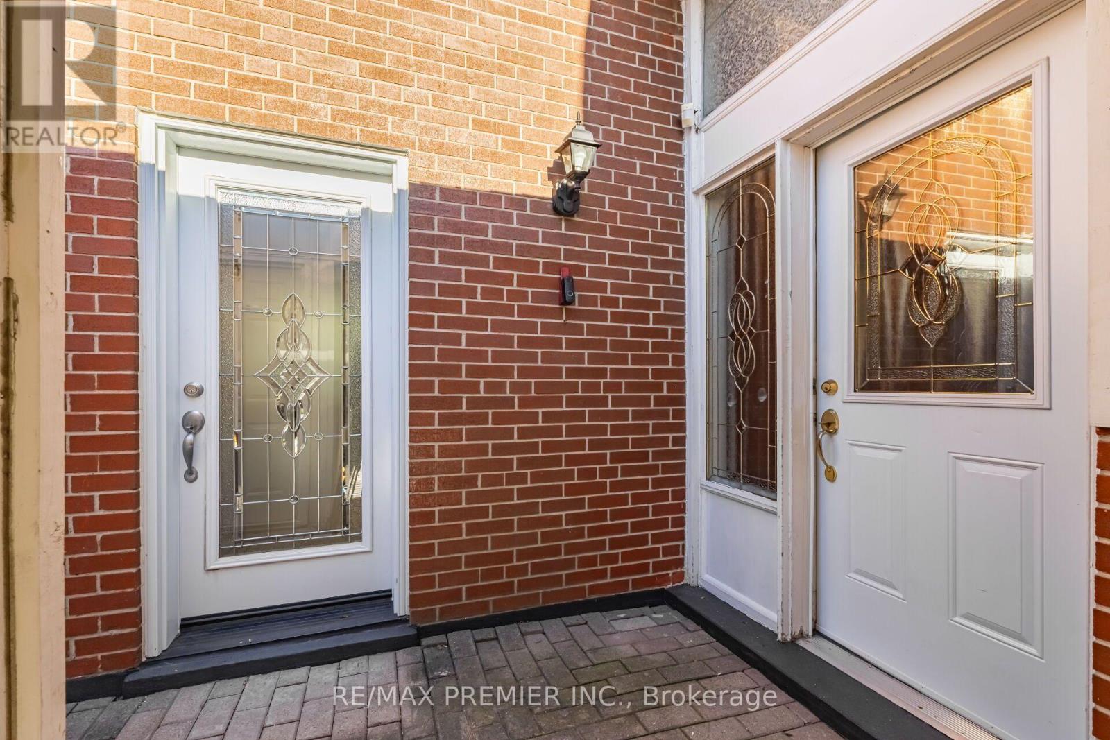 9 Adeline Court Property Photo 4
