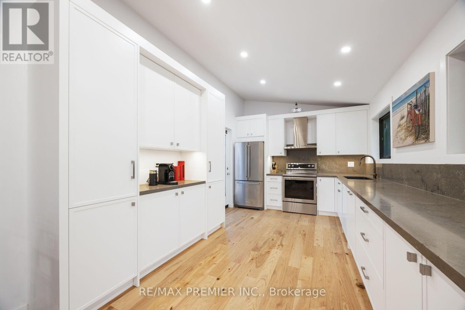 9 Adeline Court Property Photo 14