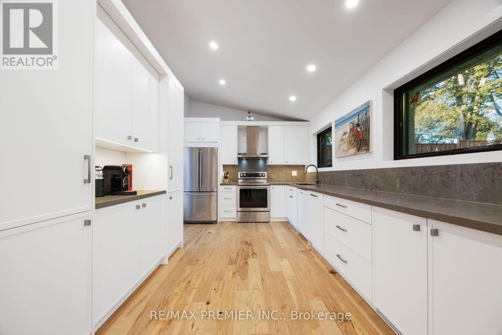 9 Adeline Court Property Photo 17