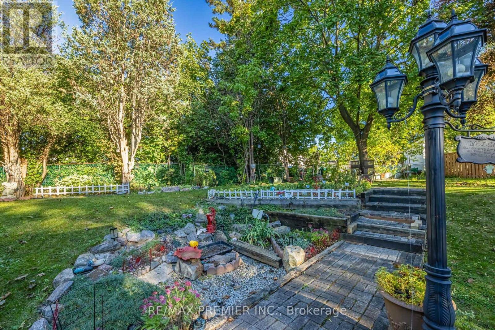 9 Adeline Court Property Photo 40