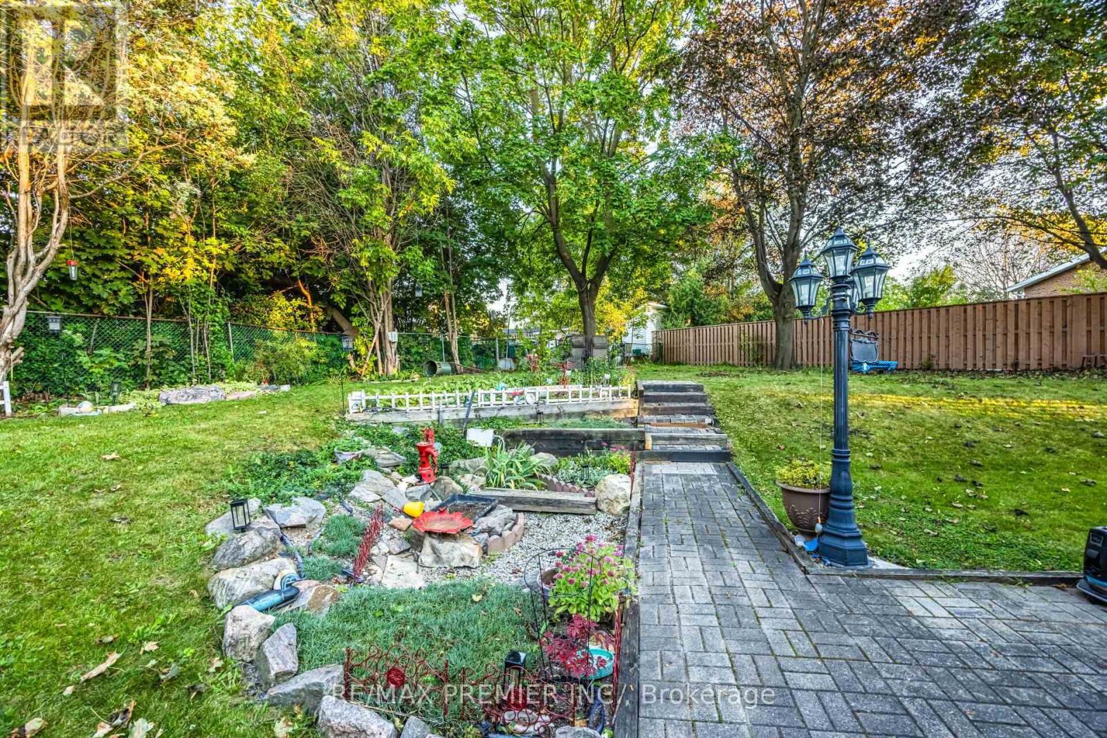 9 Adeline Court Property Photo 49
