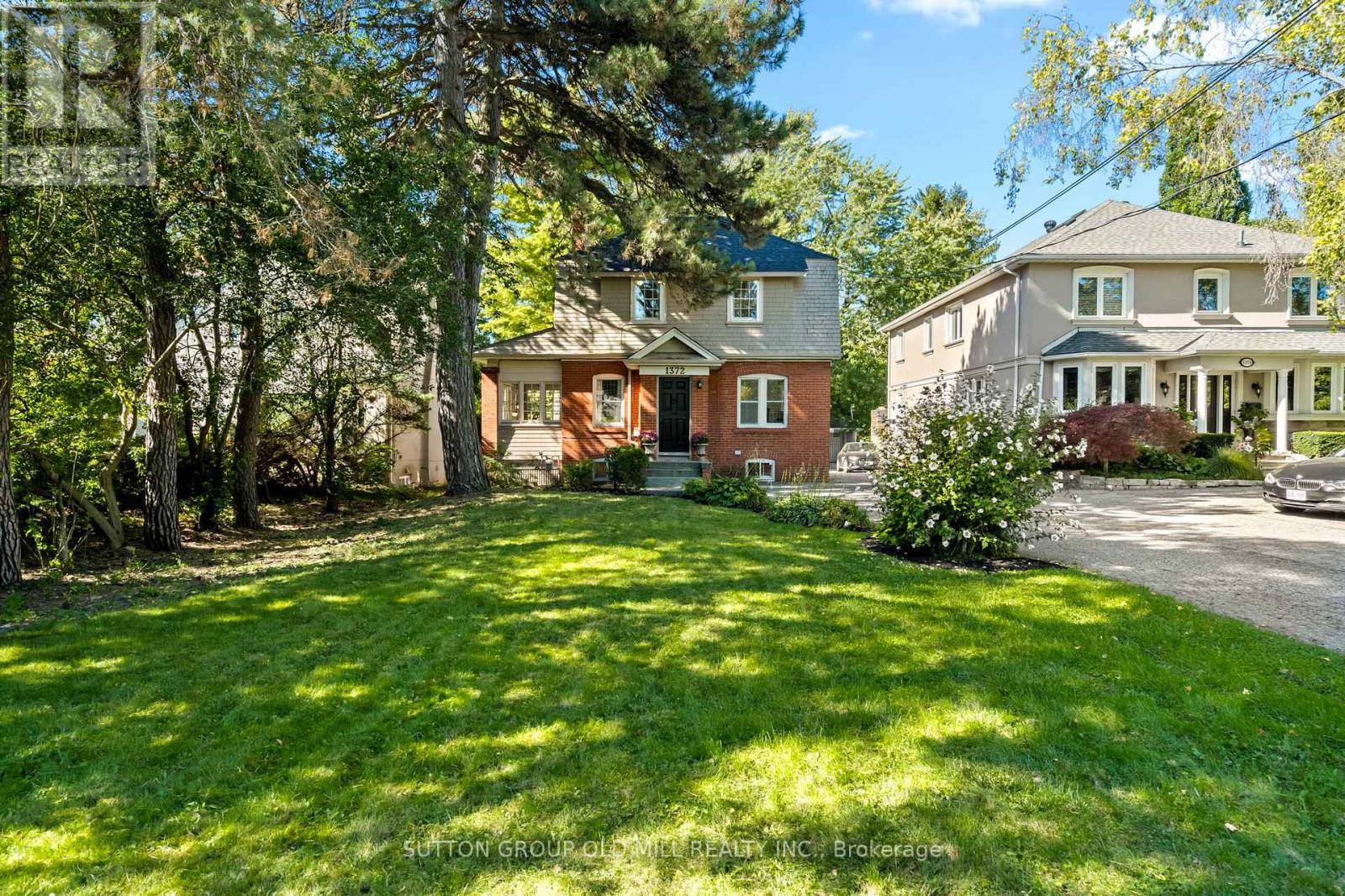 1372 Islington Avenue Photo de la propriété 1
