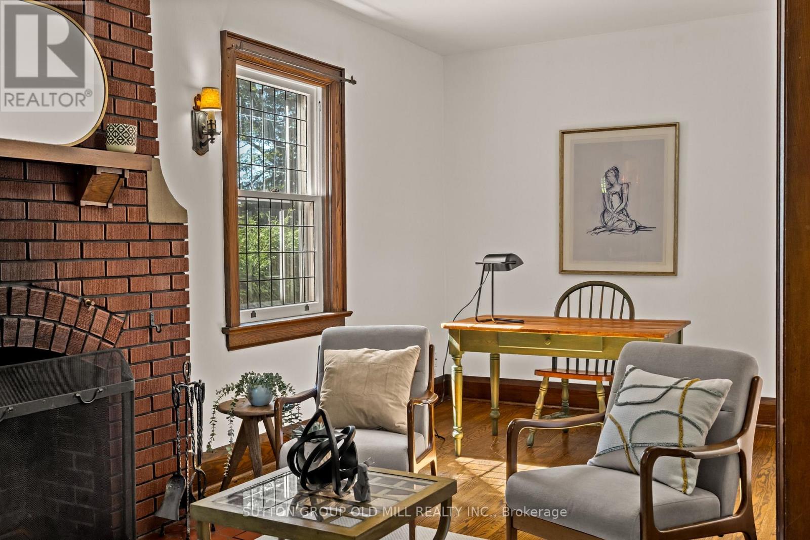 1372 Islington Avenue Property Photo 6
