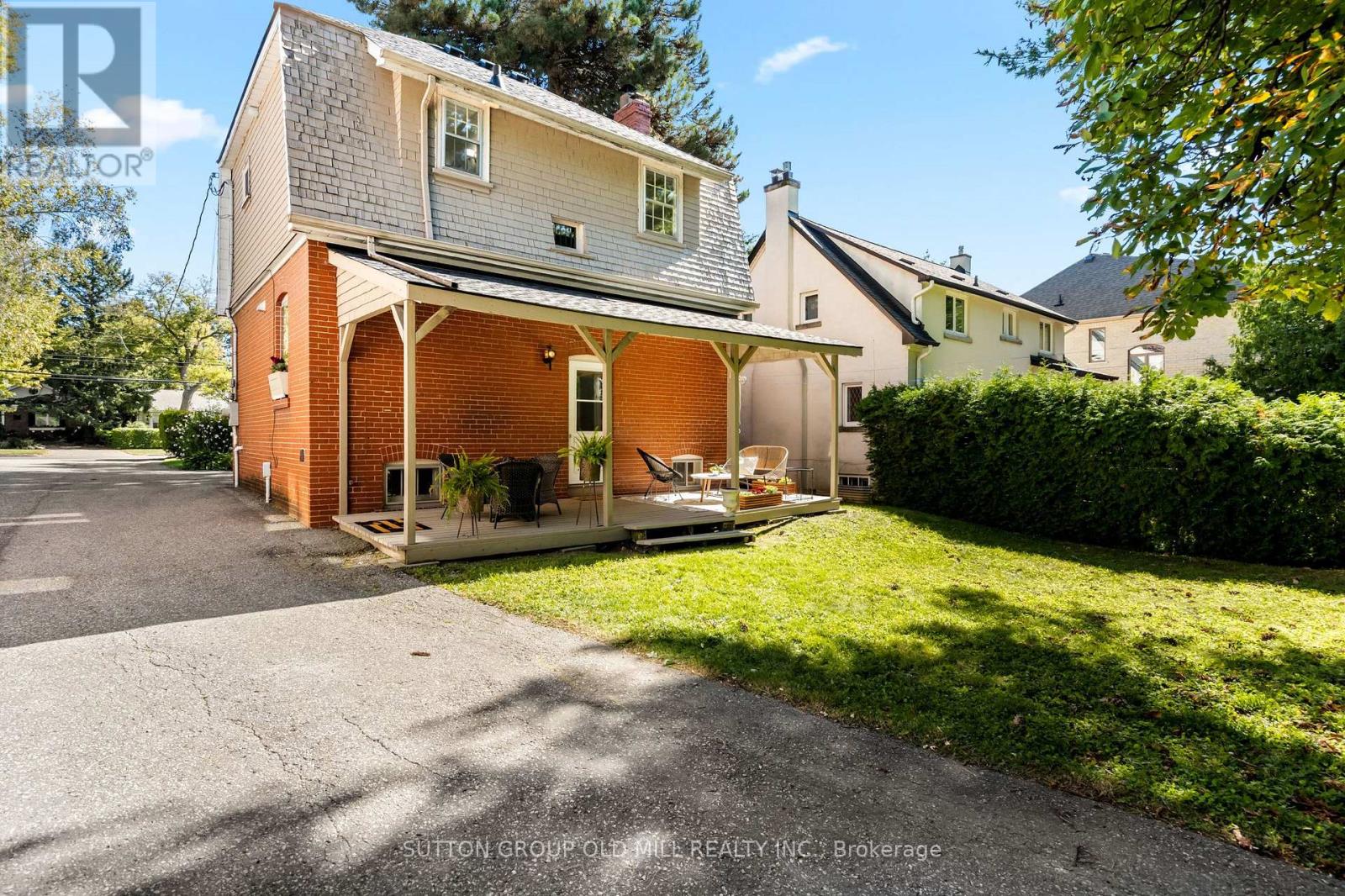 1372 Islington Avenue Property Photo 34