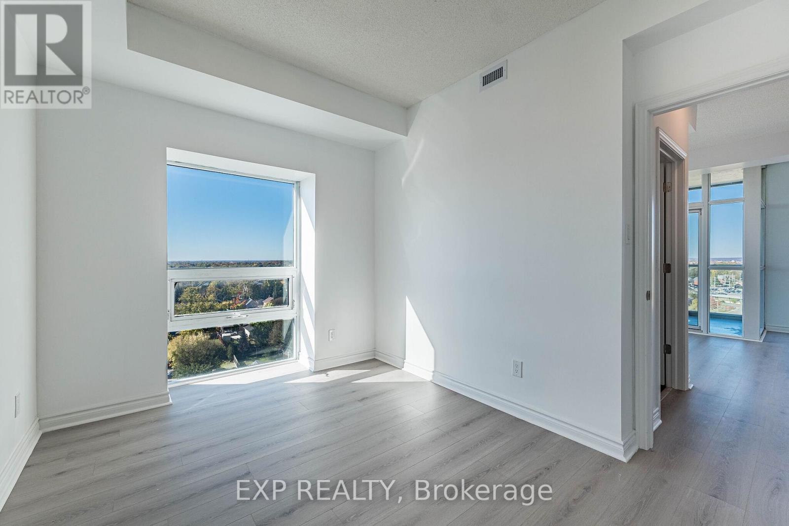 1111 - 9 George Street Property Photo 25