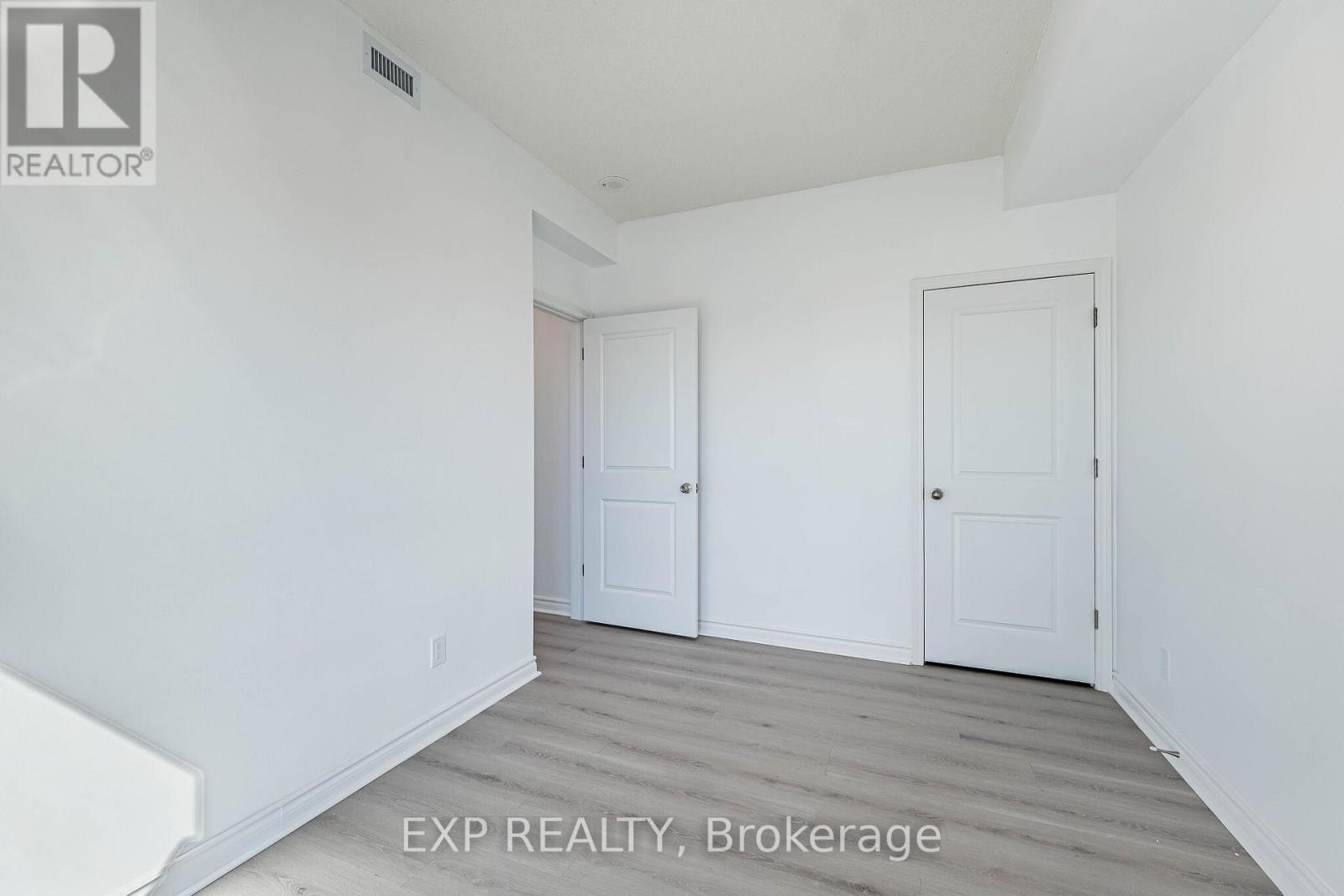 1111 - 9 George Street Property Photo 26