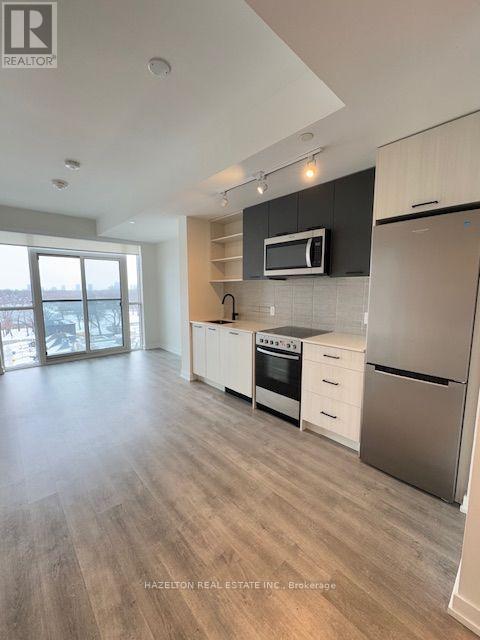 705 - 2300 ST. CLAIR AVENUE W Property Photo 1