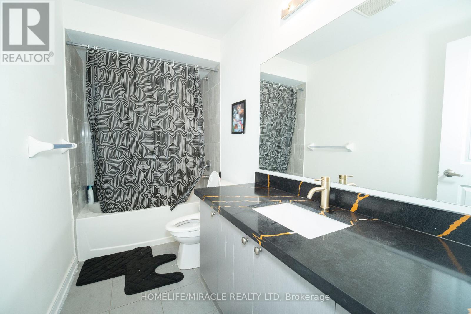 23 Hendricks Crescent Property Photo 22