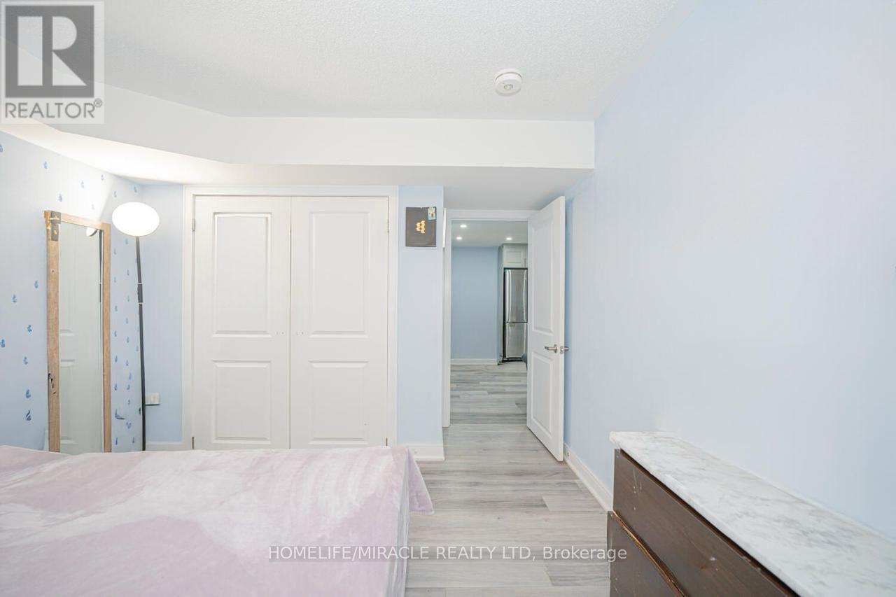 23 Hendricks Crescent Property Photo 34