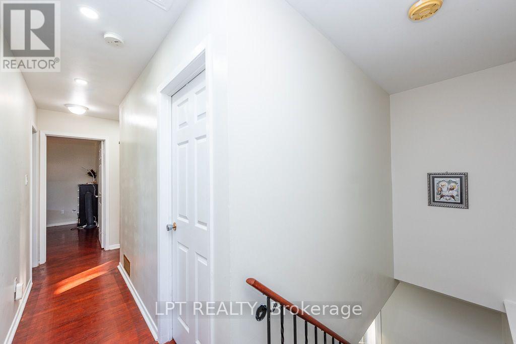 111 Dearbourne Boulevard Property Photo 14