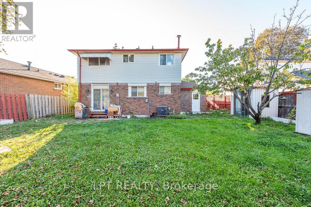 111 Dearbourne Boulevard Property Photo 43