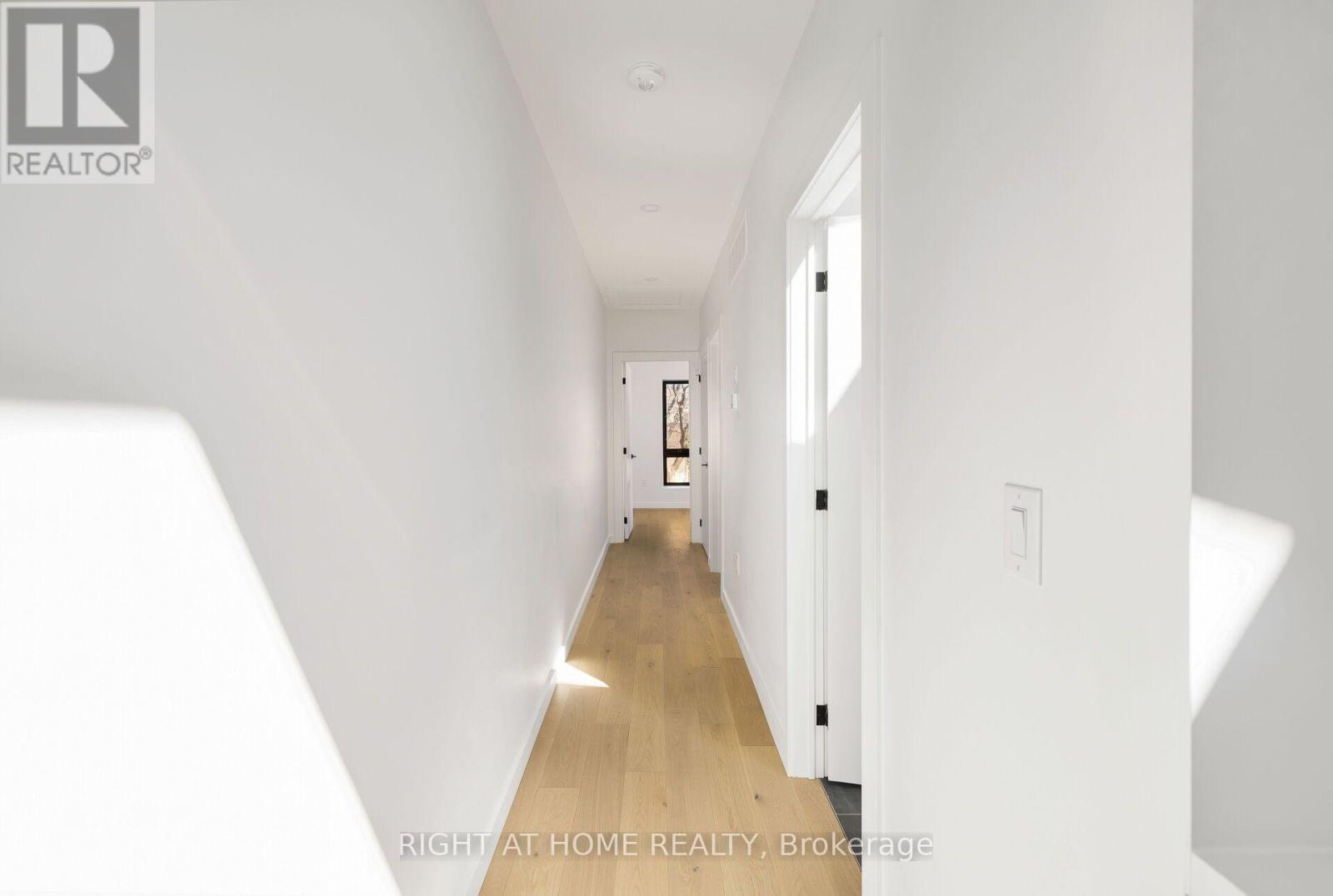 Upper - 86 Lansdowne Avenue Property Photo 12
