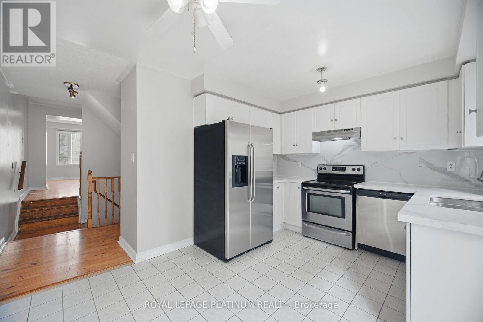 74 Spadina Road Property Photo 8