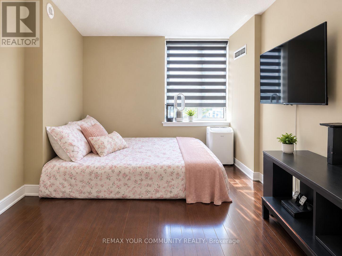 619 - 2727 Keele Street Property Photo 6