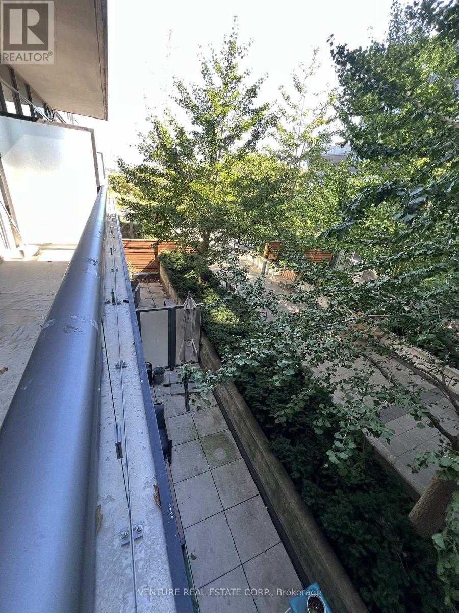 718 - 15 James Finlay Way Property Photo 15