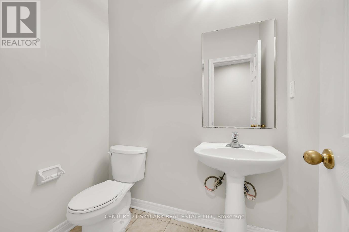 44 Fallstar Crescent Property Photo 14