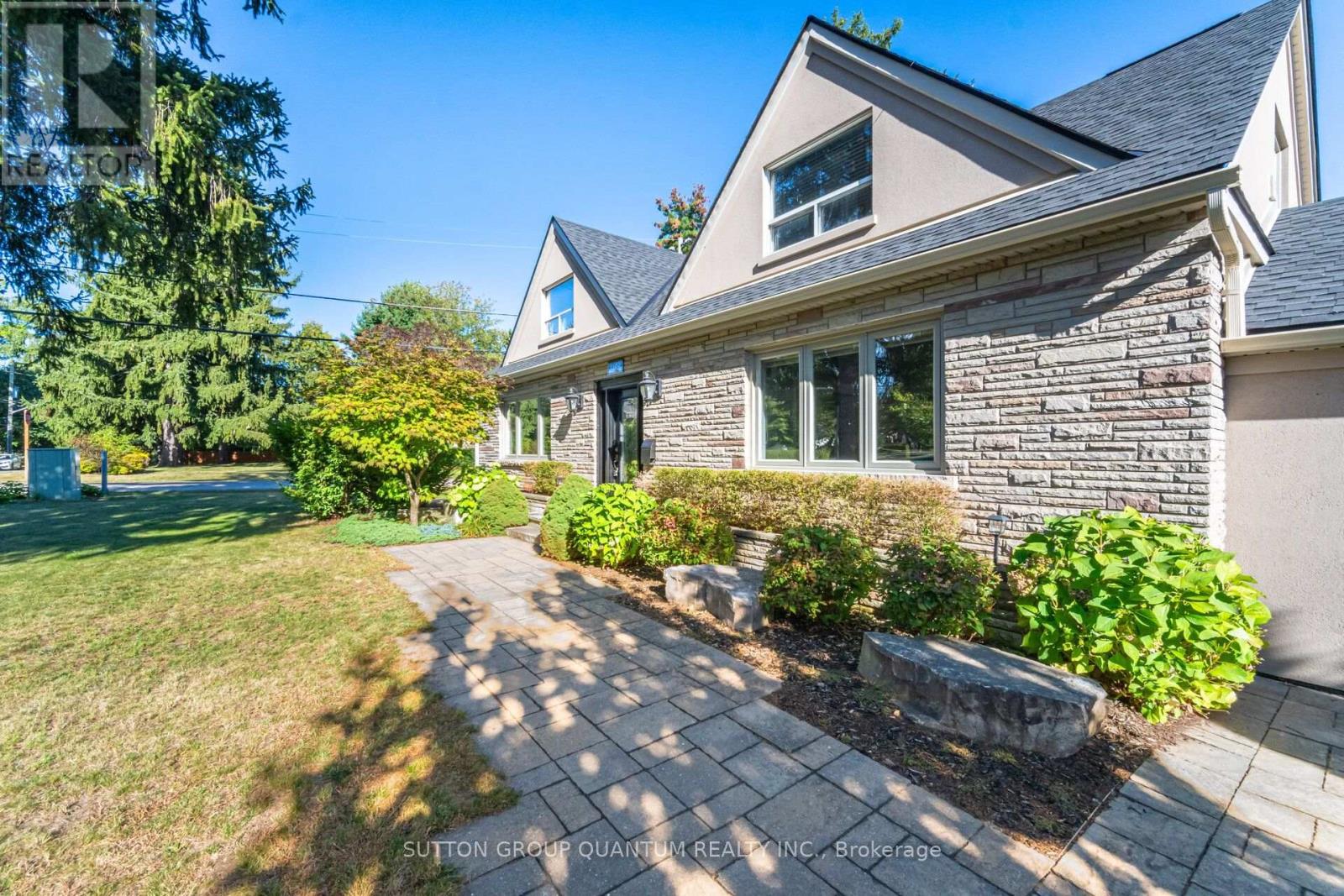 468 Lynd Avenue Property Photo 4