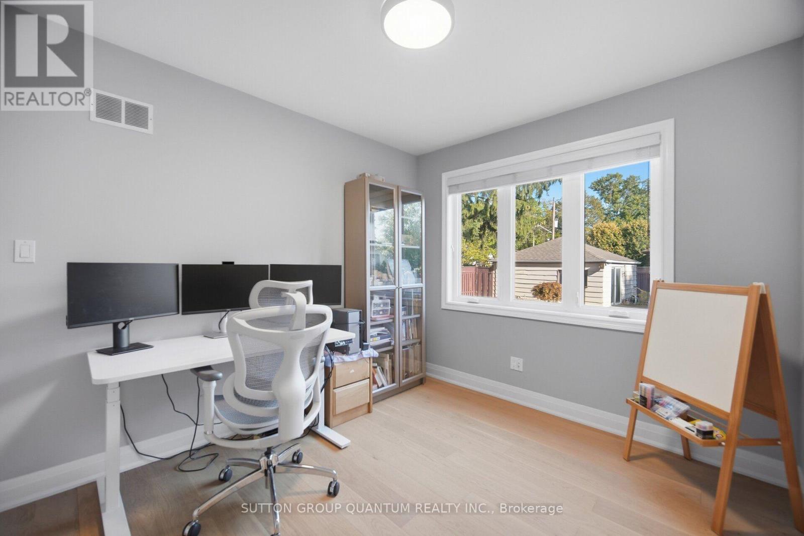 468 Lynd Avenue Property Photo 15