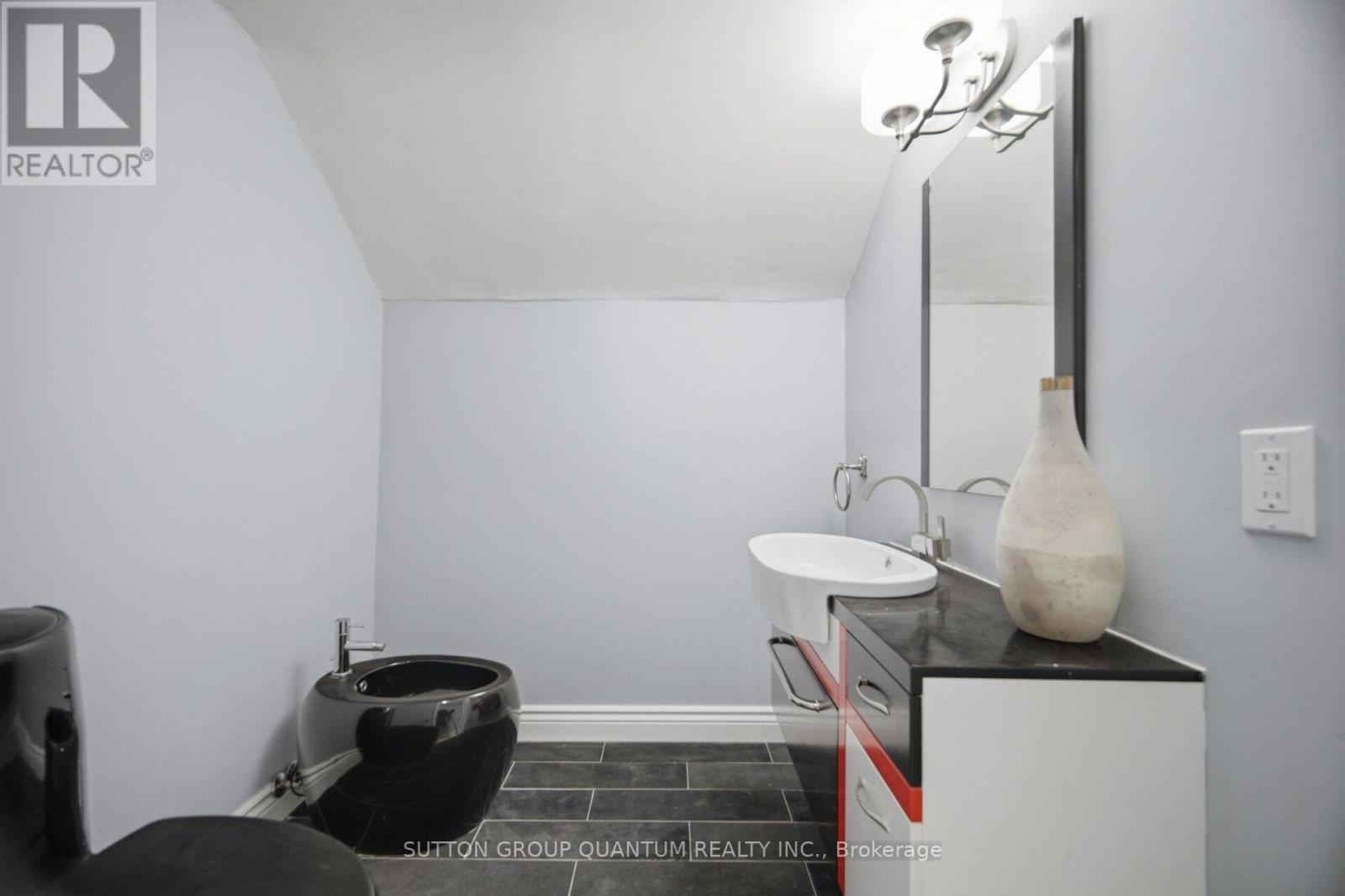 468 Lynd Avenue Property Photo 31