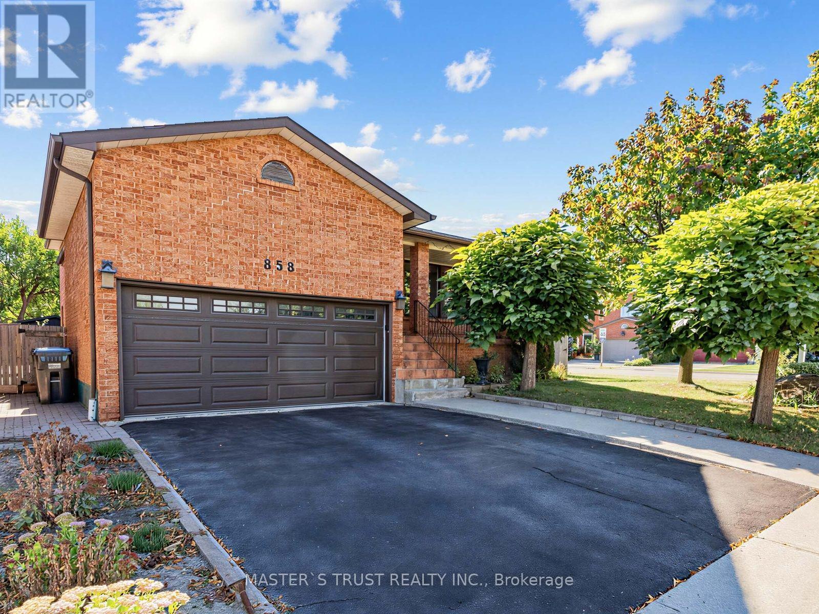 858 Wetherby Lane Property Photo 2