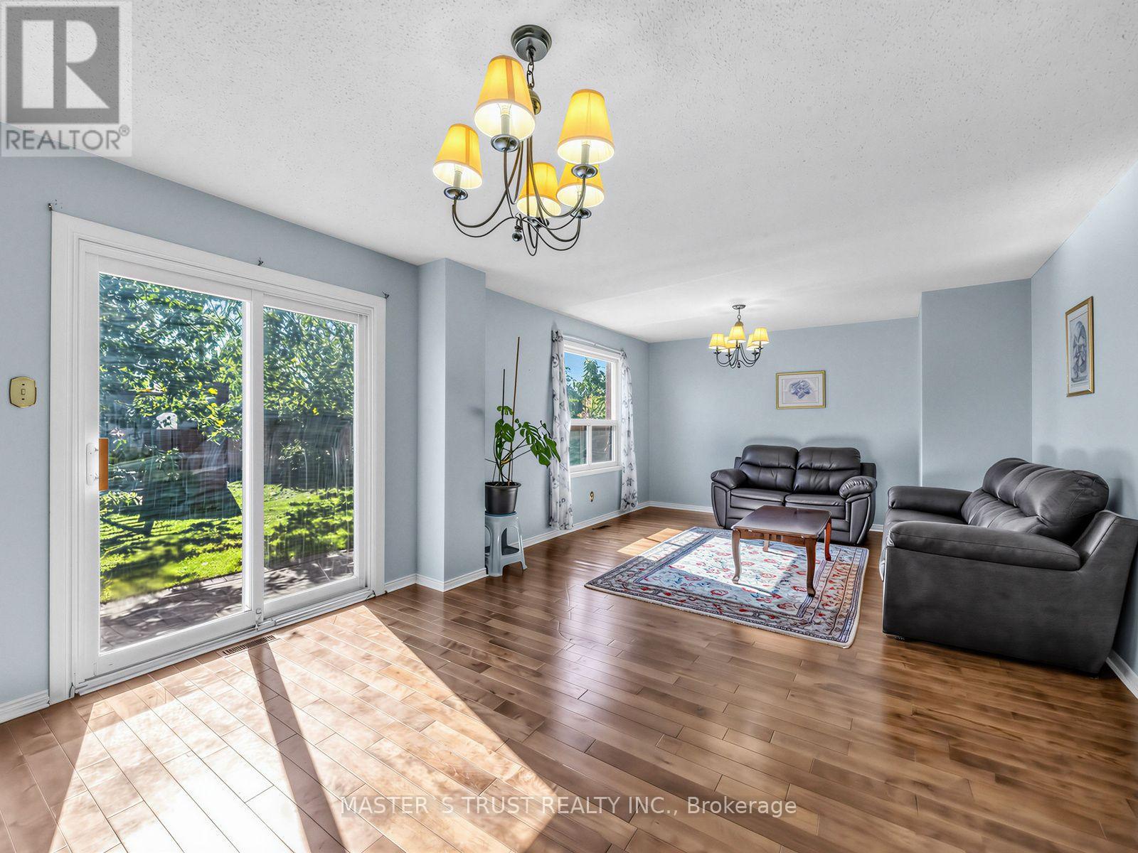 858 Wetherby Lane Property Photo 25