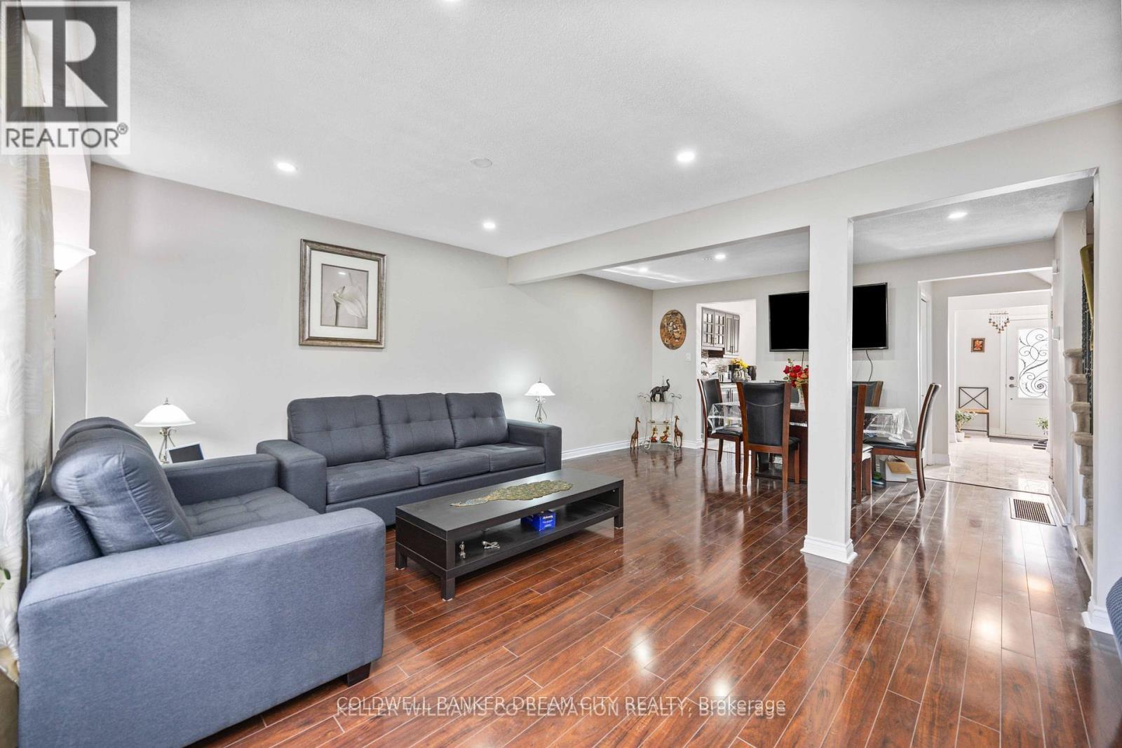 UPPER - 3073 IRESON COURT