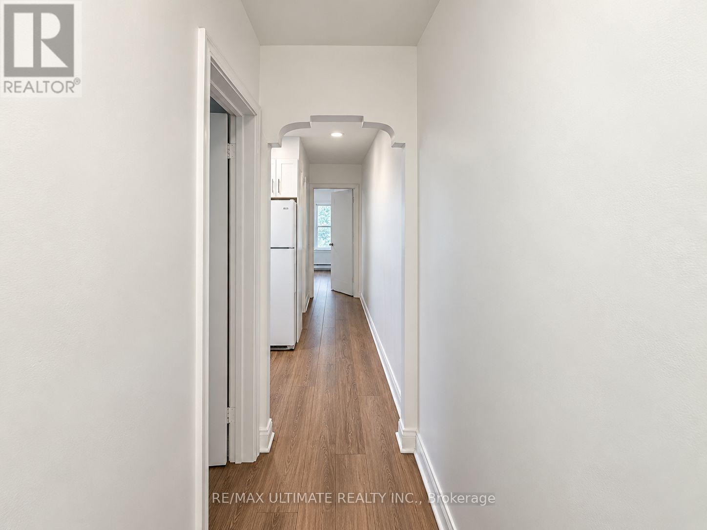 3073 Bloor Street W Property Photo 15