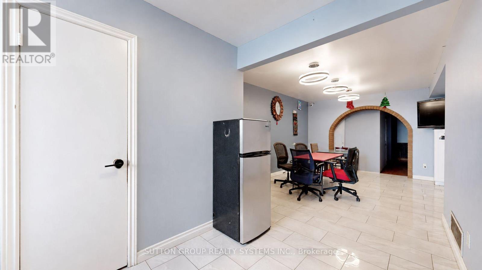 30 Coronado Court Property Photo 12