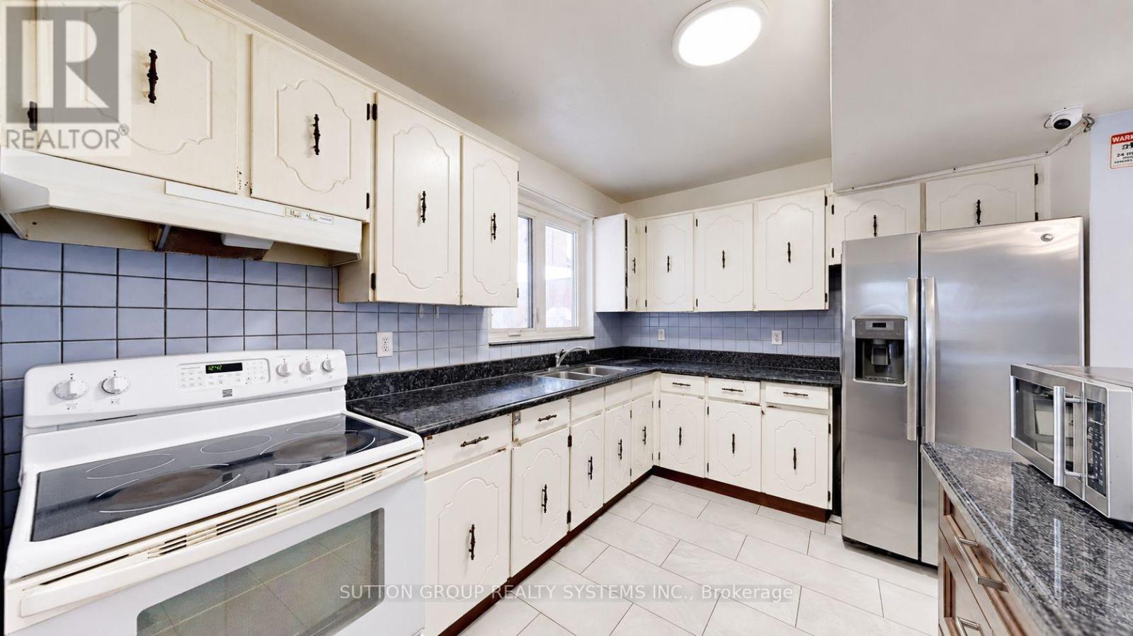30 Coronado Court Property Photo 14