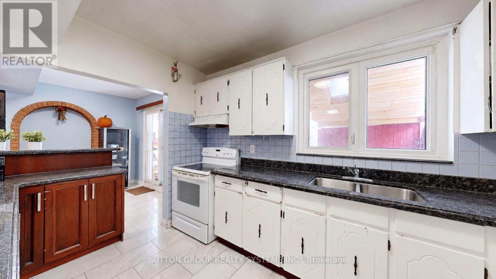 30 Coronado Court Property Photo 16