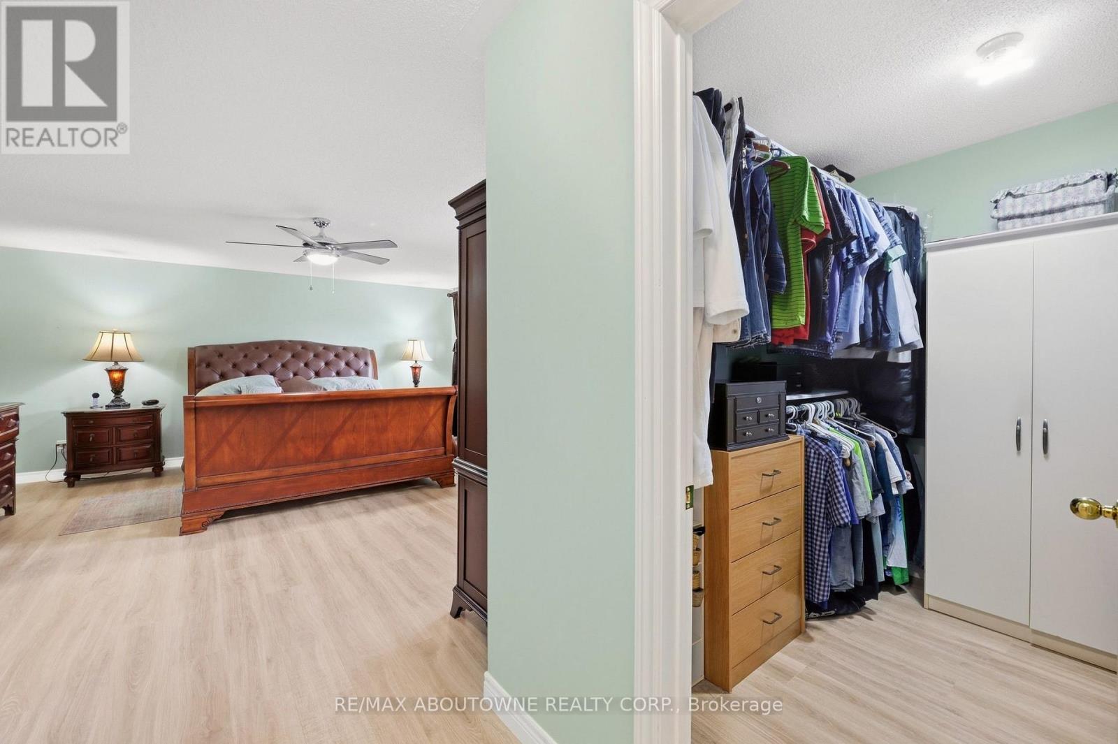 1094 Gorham Way Property Photo 30