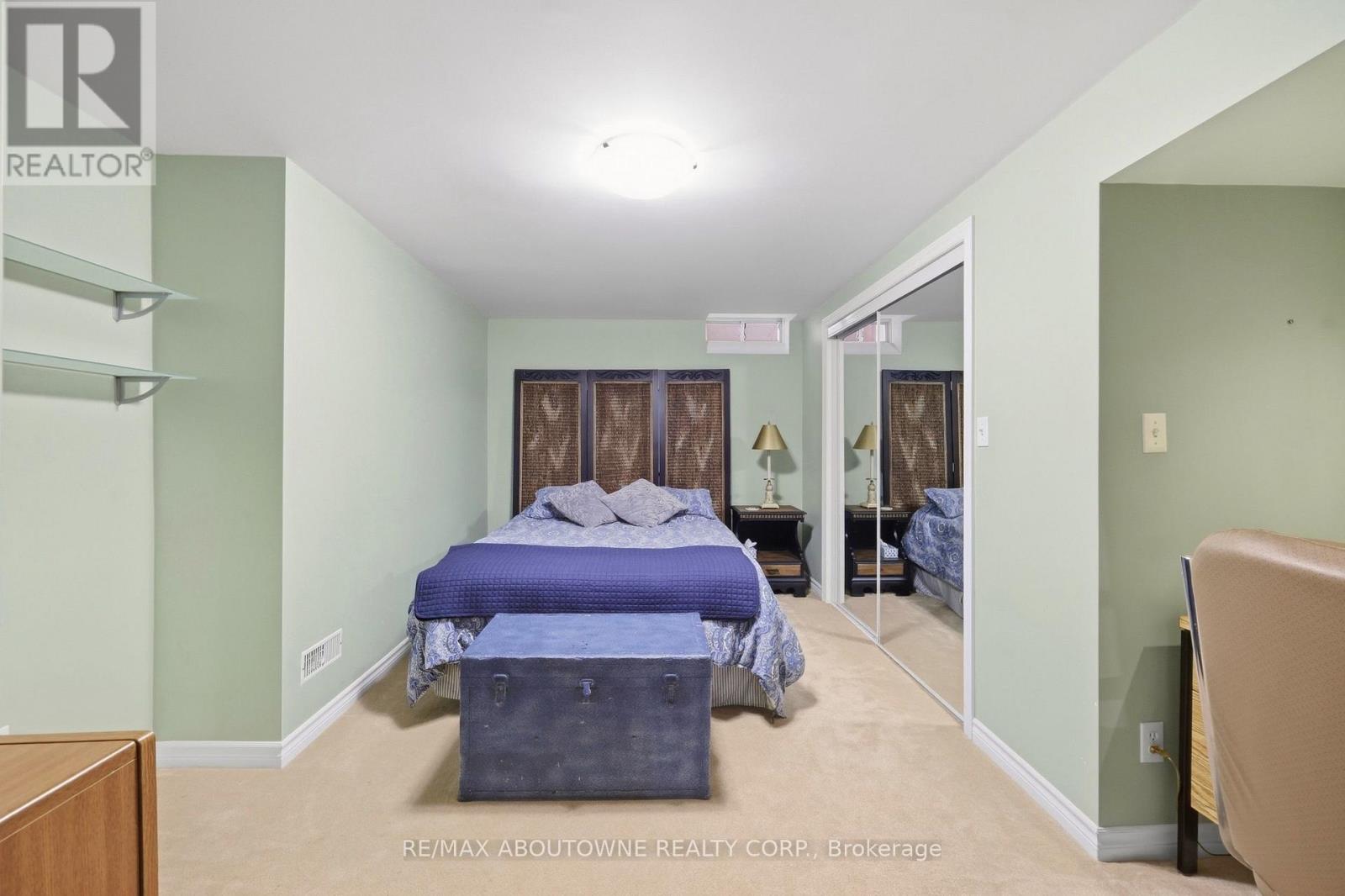 1094 Gorham Way Property Photo 38