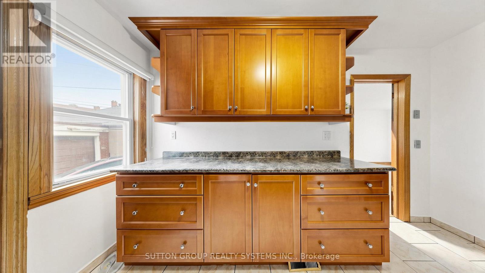 683 Old Weston Road Property Photo 8
