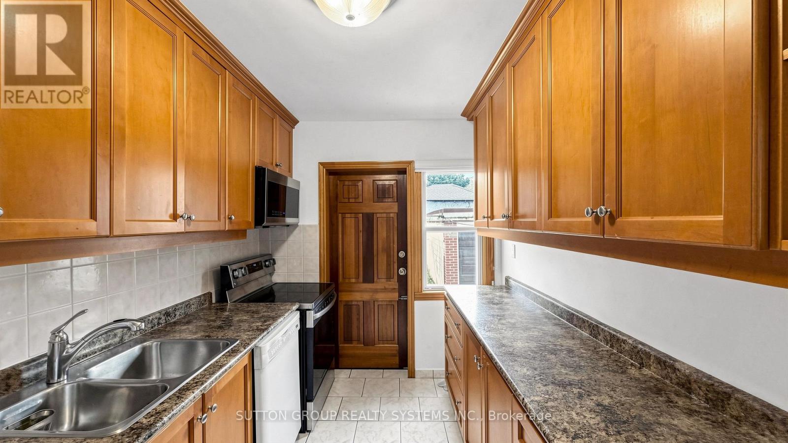 683 Old Weston Road Property Photo 9