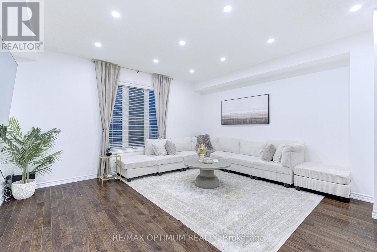23 Bakewell Street Property Photo 8
