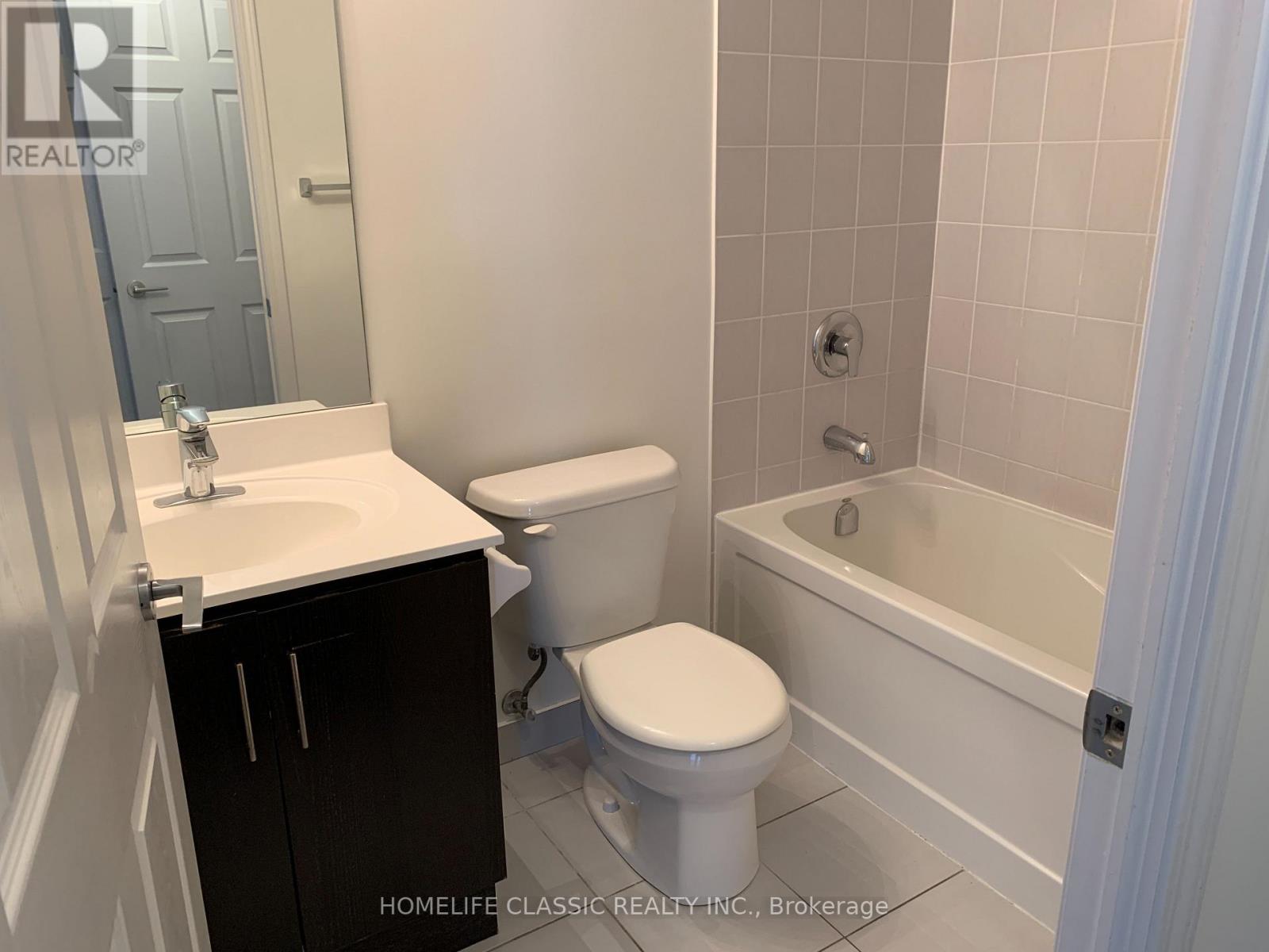 611 - 15 James Finlay Way Property Photo 9