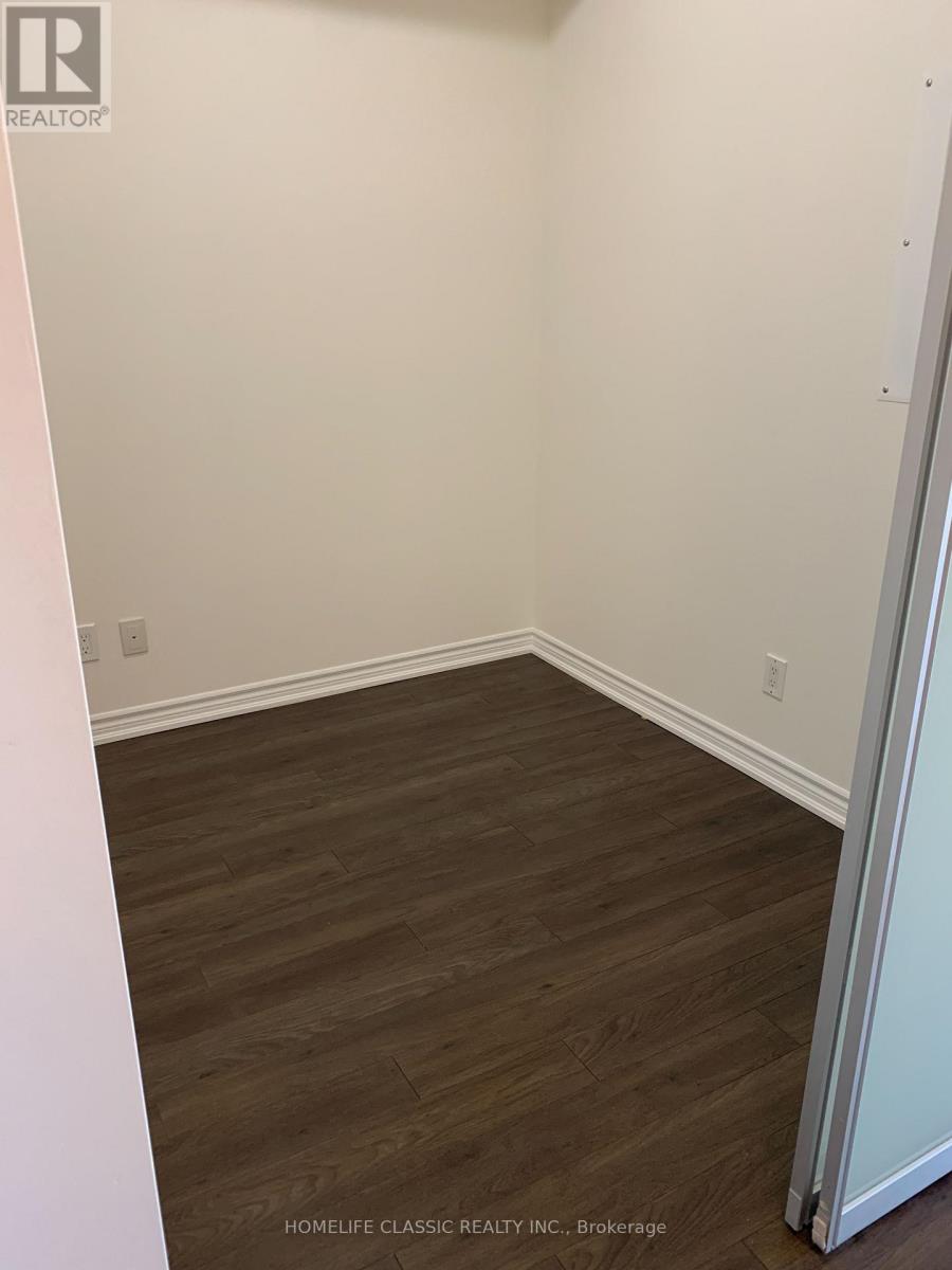 611 - 15 James Finlay Way Property Photo 11