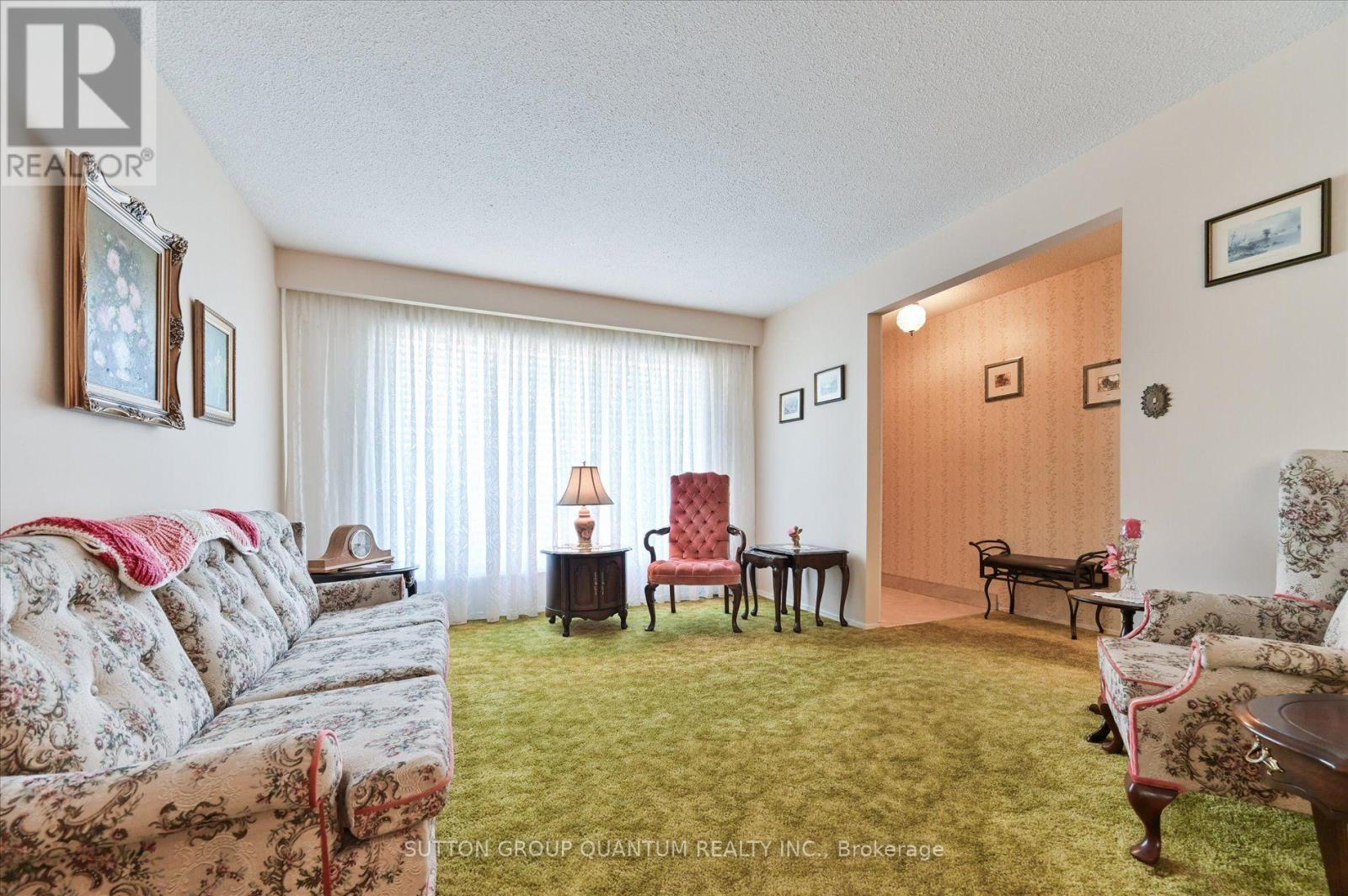 3661 Keenan Crescent Property Photo 7